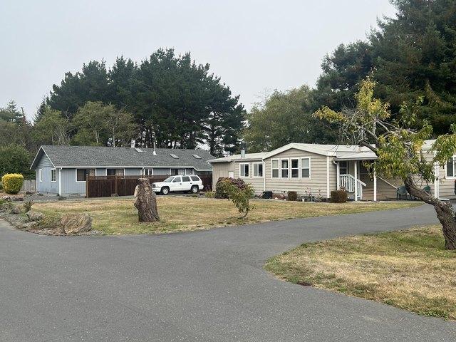 House for sale in Northwoods Mobile Home Park, McKinleyville