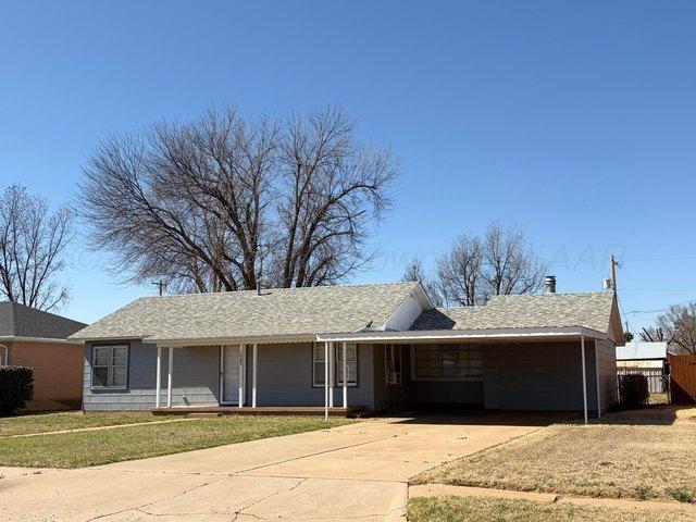 House for sale in Wellington, Texas
