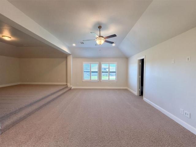 House for sale in Ennis, Ellis County