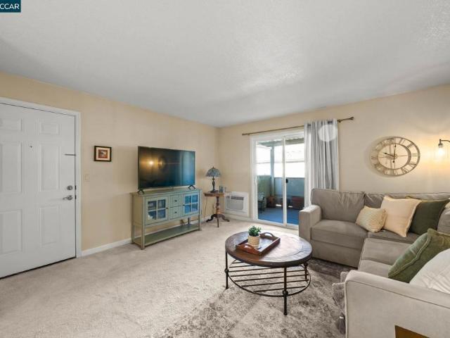 Condo for sale in Concord, Contra Costa County
