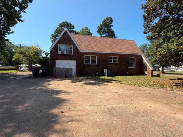 House for sale in Broken Bow, Oklahoma