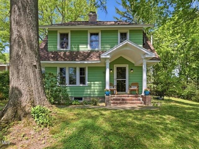 House for sale in Niskayuna, New York