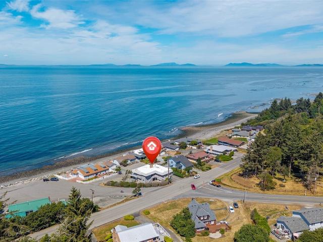 House for sale in Oak Harbor, Washington