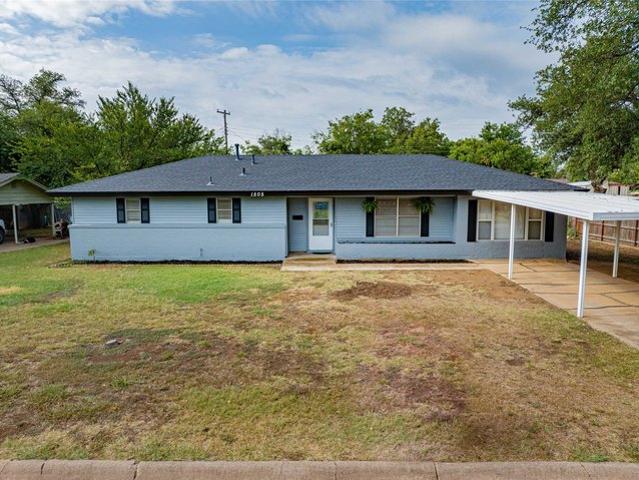 House for sale in Breckenridge, Texas