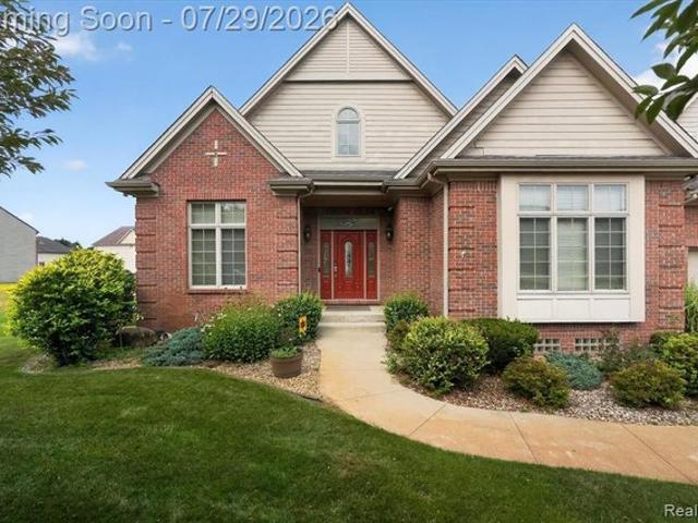 House for sale in Fenton, Michigan
