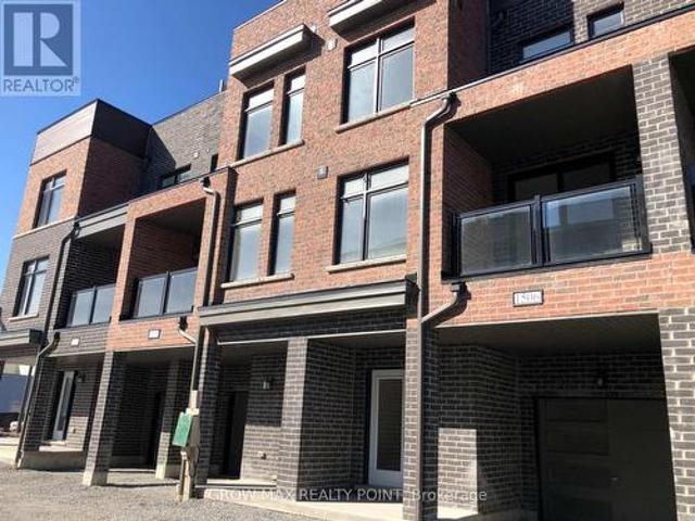 Townhouse for rent in Durham, Ontario