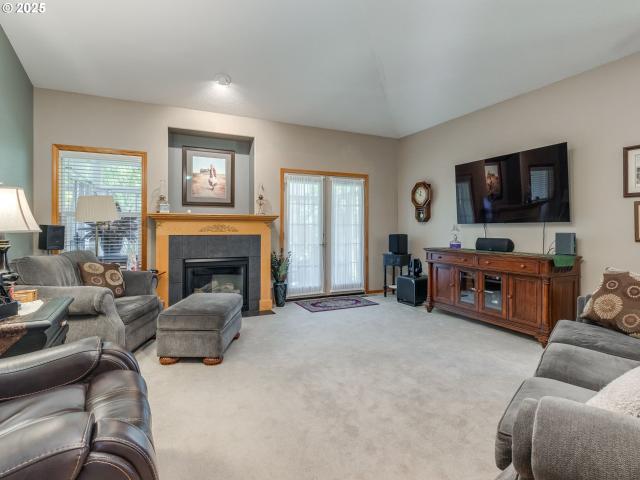 House for sale in La Center