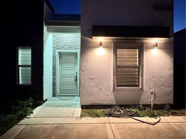 Townhouse for sale in Hidalgo, Texas