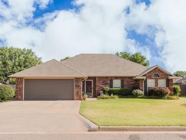 House for sale in Elk City, Oklahoma