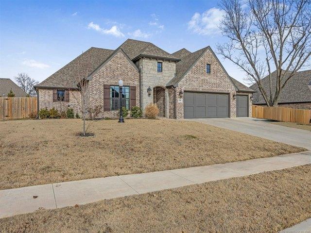 House for sale in Rogers, Oklahoma