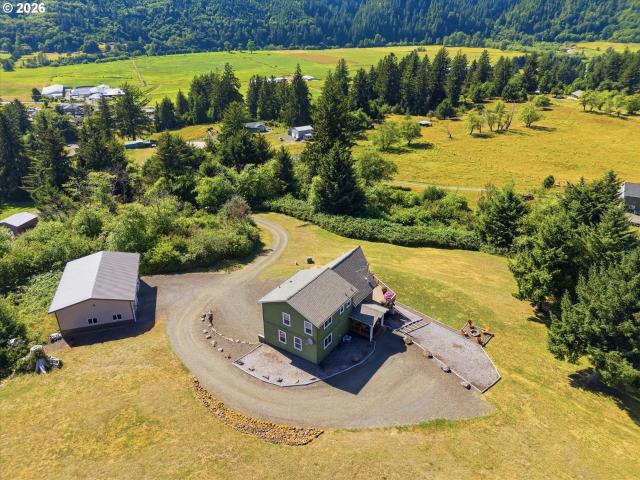 House for sale in Hebo, Cloverdale