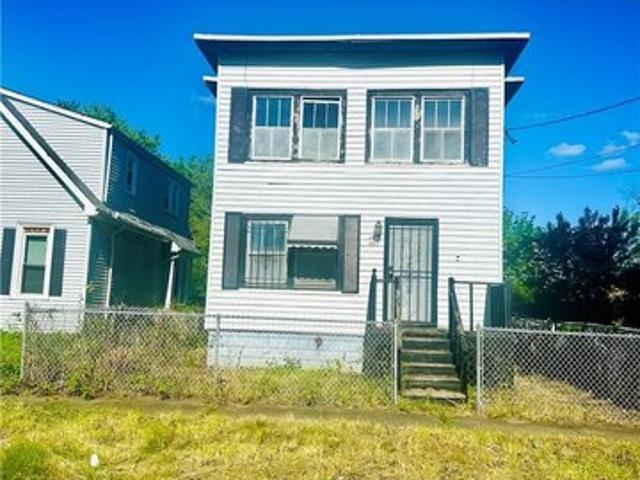 House for sale in Niagara, New York