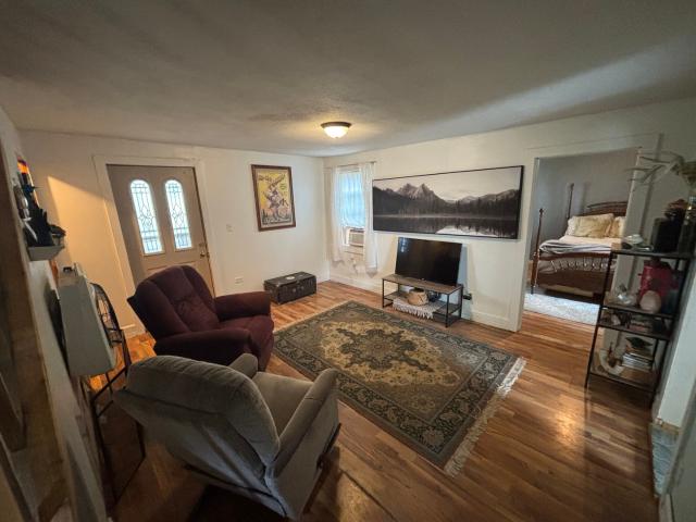 House for sale in Clinton, DeWitt County