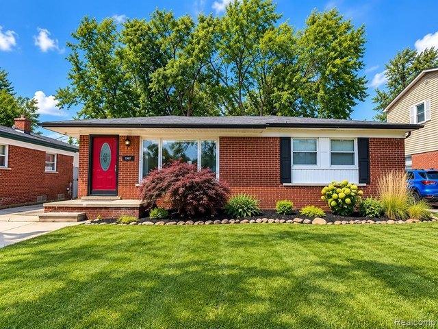 House for sale in Royal Oak, Oakland County