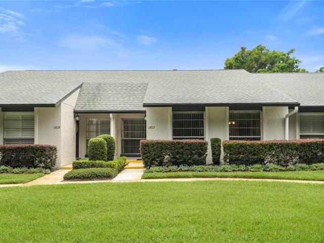 Condo for sale in Maitland, Florida