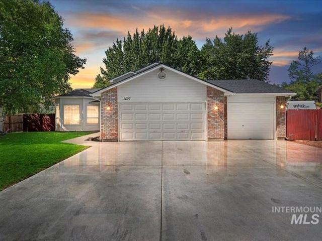 House for sale in The Vineyards, Meridian