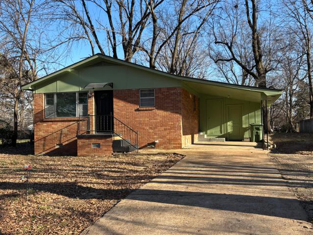 House for sale in Ark