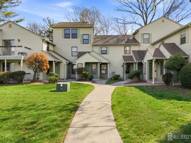 House for sale in Avenel, New Jersey