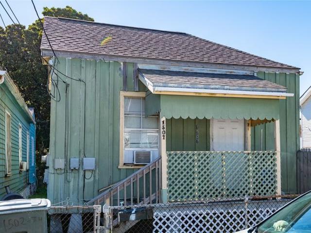 House for sale in Galveston, Texas