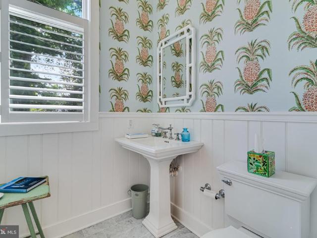 House for sale in Cobb Island, Maryland