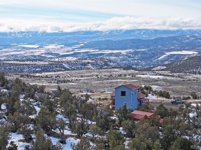 House for sale in De Beque, Colorado