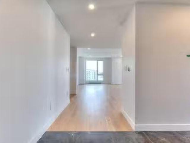 Condo for sale in Chomedey, Quebec