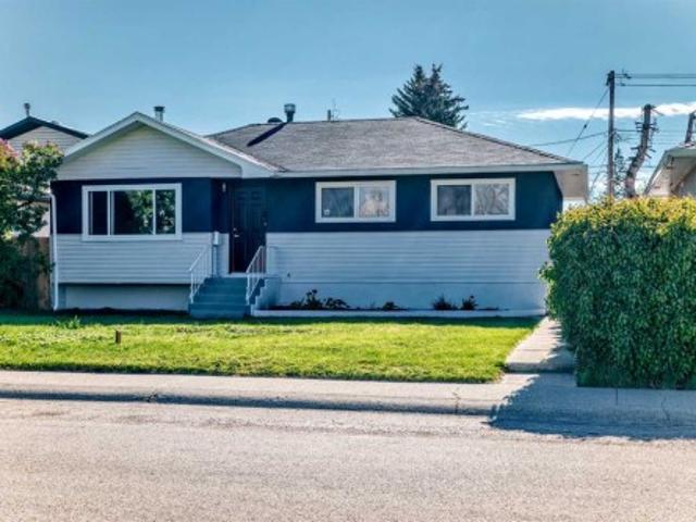 House for sale in Northwest, Alberta