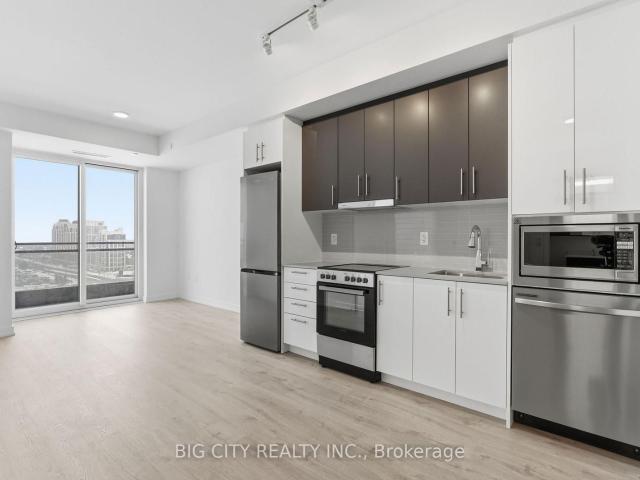 Condo for rent in Toronto, Golden Horseshoe