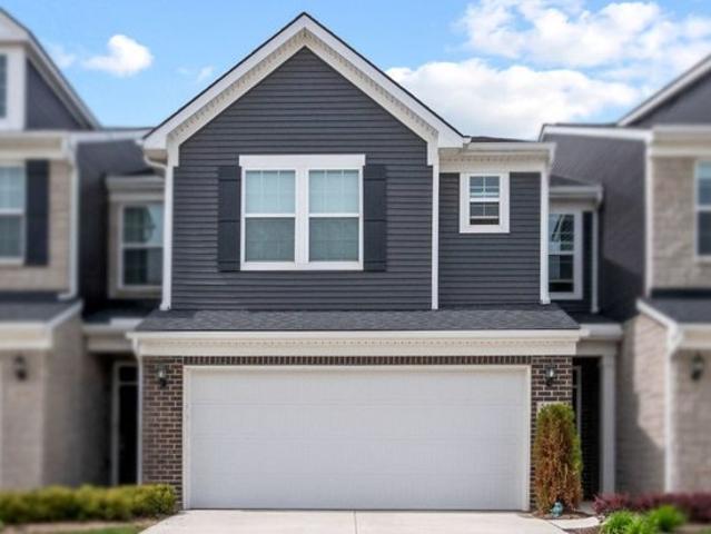 Townhouse for sale in New Hudson, Michigan