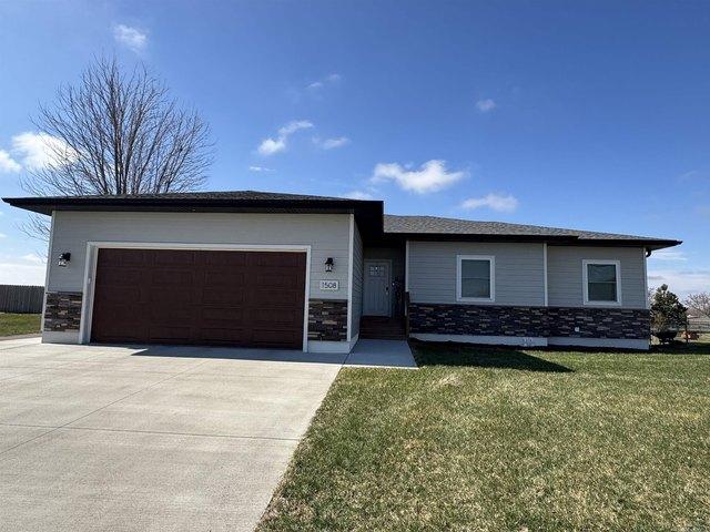 House for sale in Elk Point, South Dakota