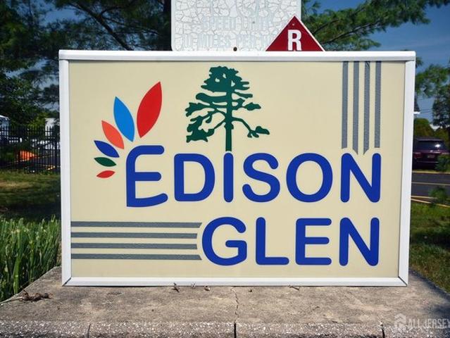 Condo for sale in Edison, New Jersey