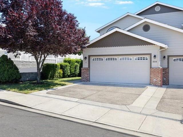 Townhouse for sale in Oregonia
