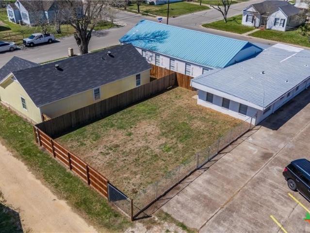 Commercial for sale in Victoria