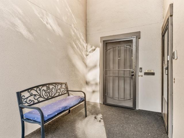 Condo for sale in Executive Estates, Seattle