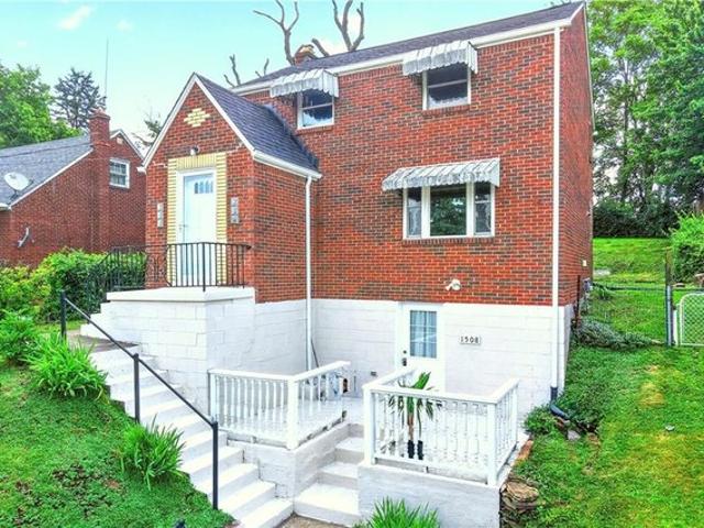 House for sale in Monroeville, Pennsylvania