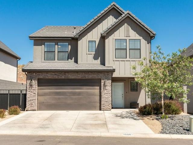 House for sale in Washington, Utah