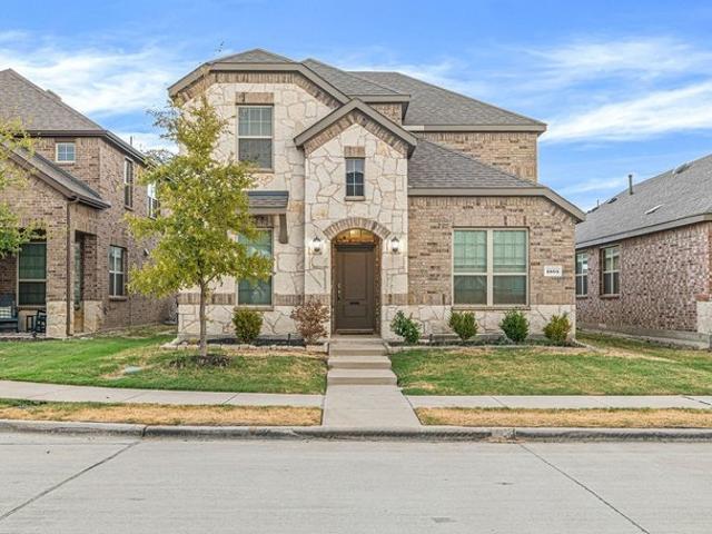 House for sale in The Columns, Celina