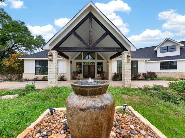 House for sale in Spicewood, Texas