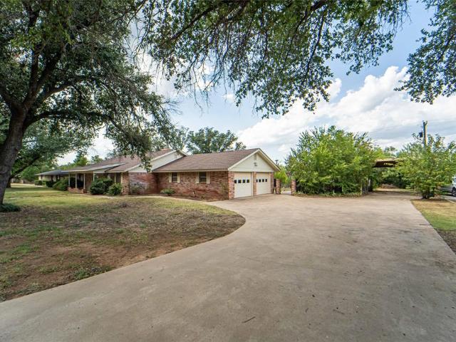House for sale in Breckenridge, Texas