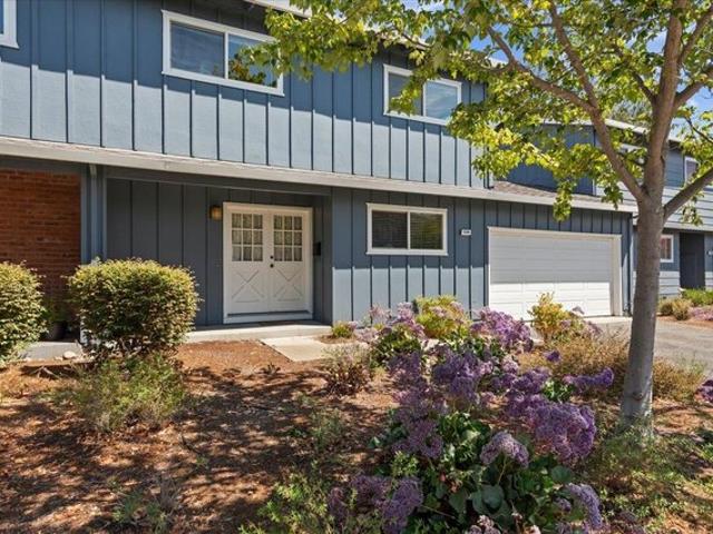 Townhouse for sale in Mountain View, California