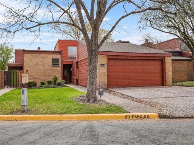 Townhouse for sale in College Station, Texas