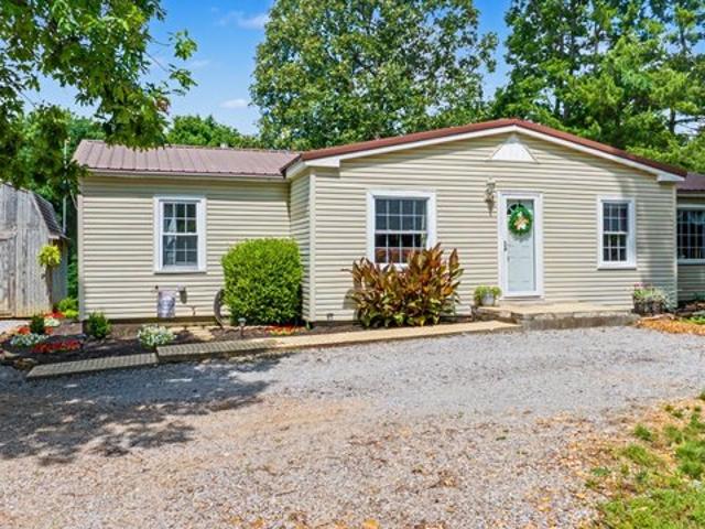 House for sale in Crofton, Kentucky