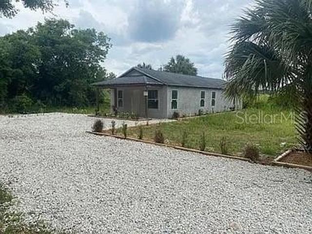 House for sale in Anthony, Florida