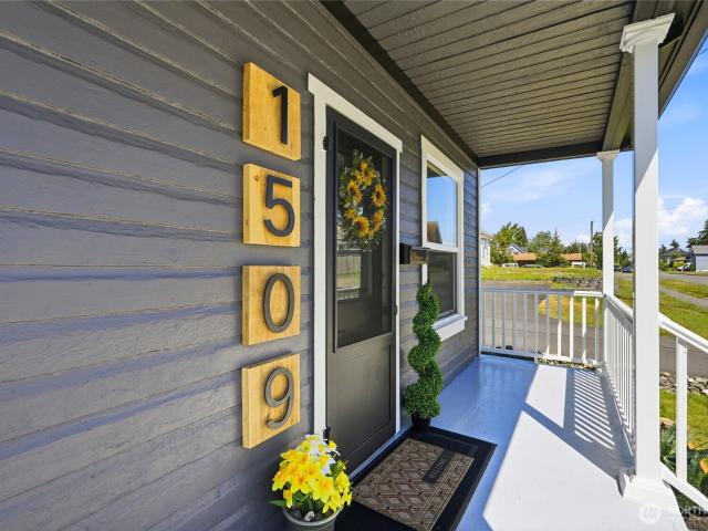 House for sale in Everett, Washington