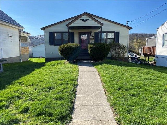 House for sale in Natrona Heights, Pennsylvania