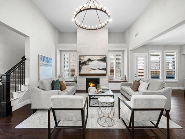 House for sale in Farmers Branch, Texas