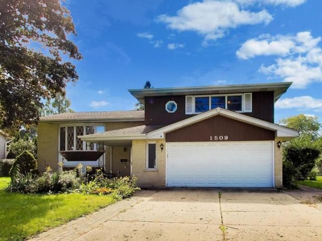 House for sale in Mount Prospect, Cook County