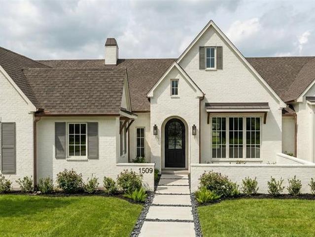 House for sale in Colleyville, Texas