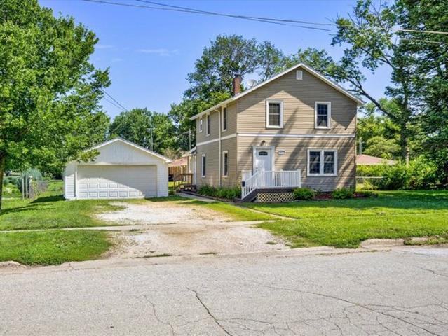 House for sale in Redfield, Iowa