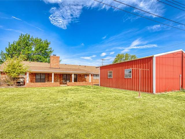 House for sale in Washita, Oklahoma